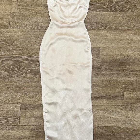 costanza satin maxi dress Clothing : Maxi Dresses : 'Costanza' Bright Peach Maxi Dress